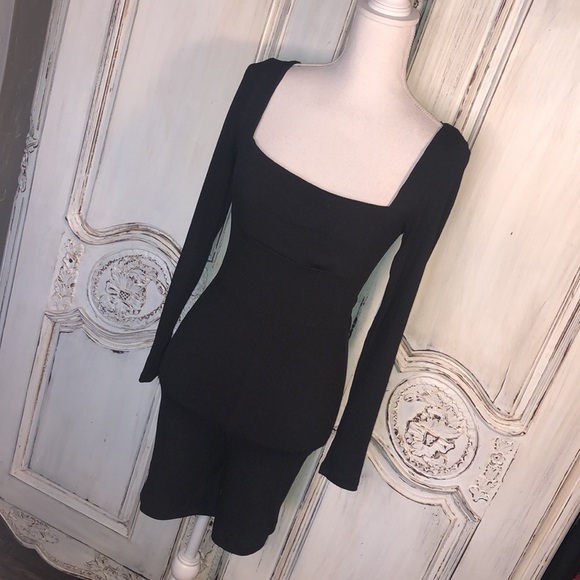 Princess Polly xx Ribbed Knit Long Sleeves Square Neck Bodycon Romper Size 4 - Picture 3 of 14